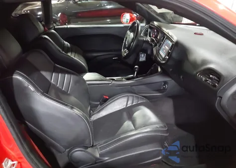 2016 Dodge Challenger Srt Hellcat из США, поврежденный, VIN 2C3CDZC90GH314628